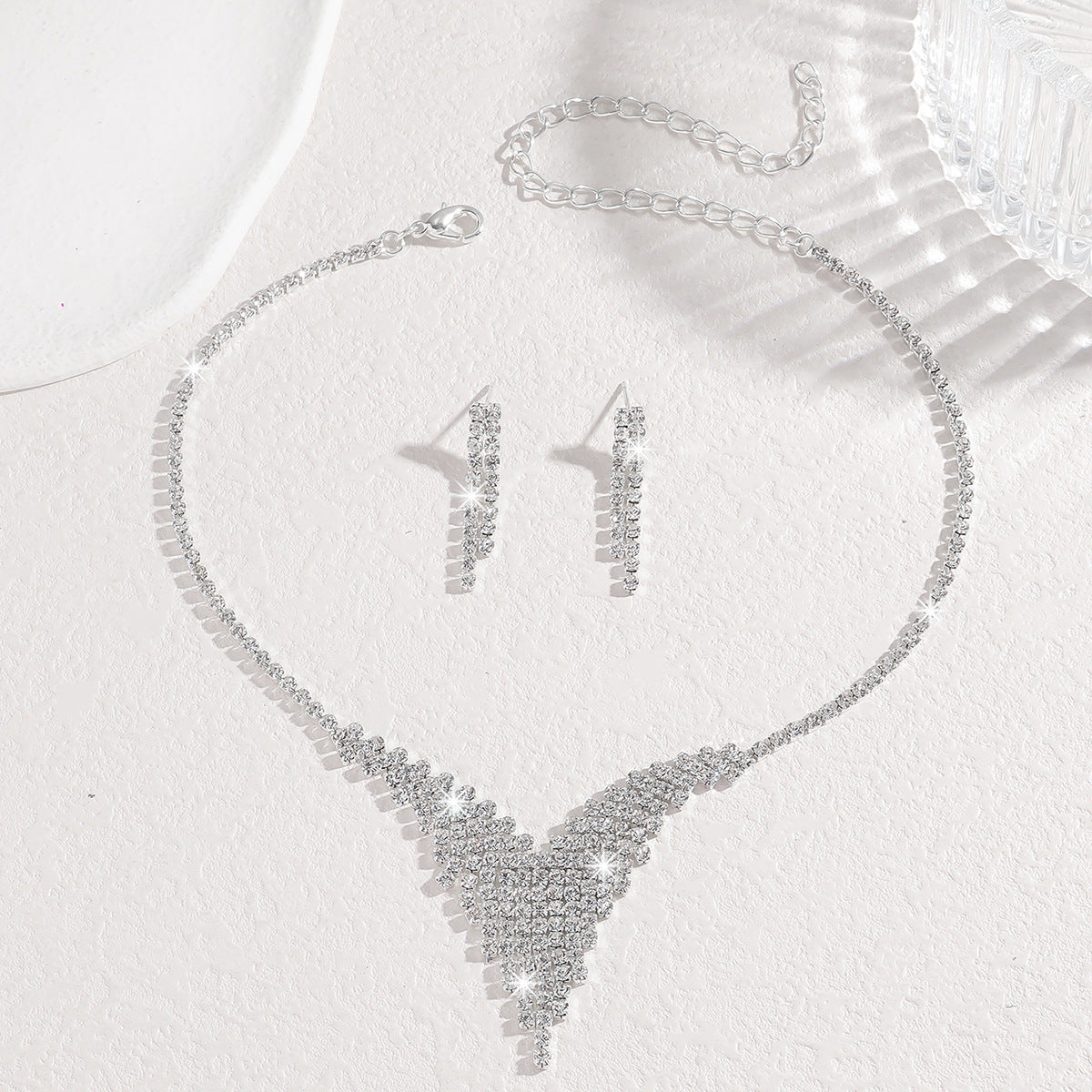 Metal Rhinestone Banquet Necklace Jewelry Suit