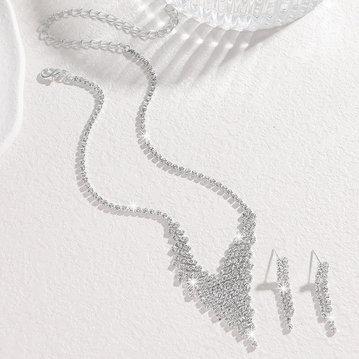Metal Rhinestone Banquet Necklace Jewelry Suit